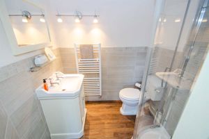 Photo 31- click for photo gallery